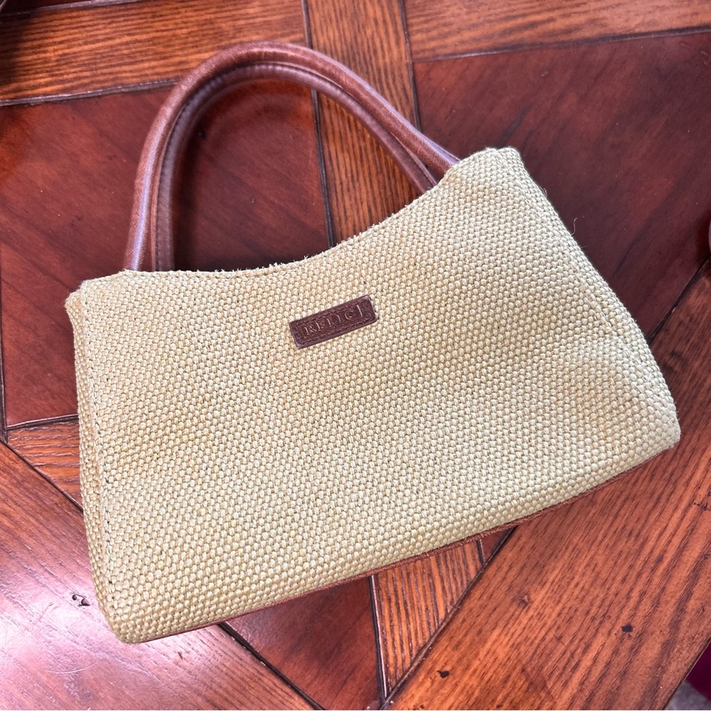 Relic Lime Green Woven Minibag - Picture 5 of 11